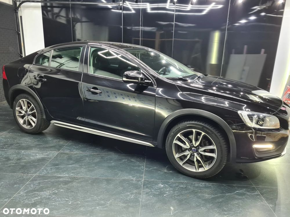 Volvo S60 Cross Country D3 Geartronic Pro - 1