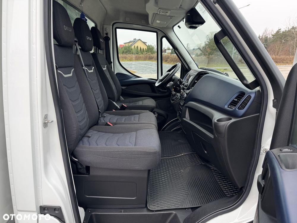 Iveco Daily‼️72C18‼️3.0 HI-MATIC Chłodnia/Mroźnia zakres -32C/+22C THERMO KING V-500 MAX Źródło Zasilania 400V Grube Ściany/Podłoga Przegroda komorowa‼️ Full LED na bliźniaku Salon Polska Poduszki Pneumatyczne DMC7200kg - 31