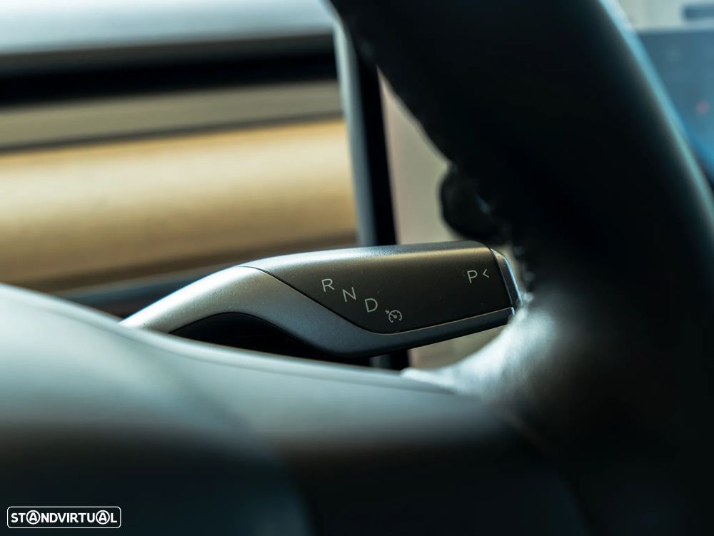 Tesla Model 3 Long Range AWD Dual Motor - 26