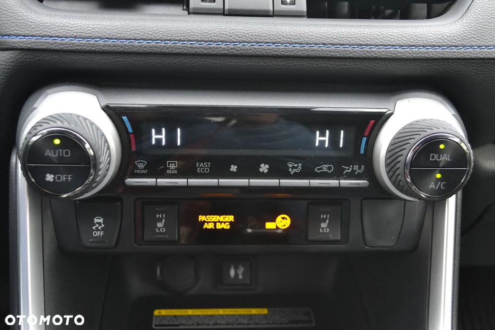 Toyota RAV4 - 32