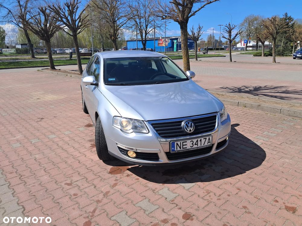 Volkswagen Passat 2.0 FSI Comfortline - 1