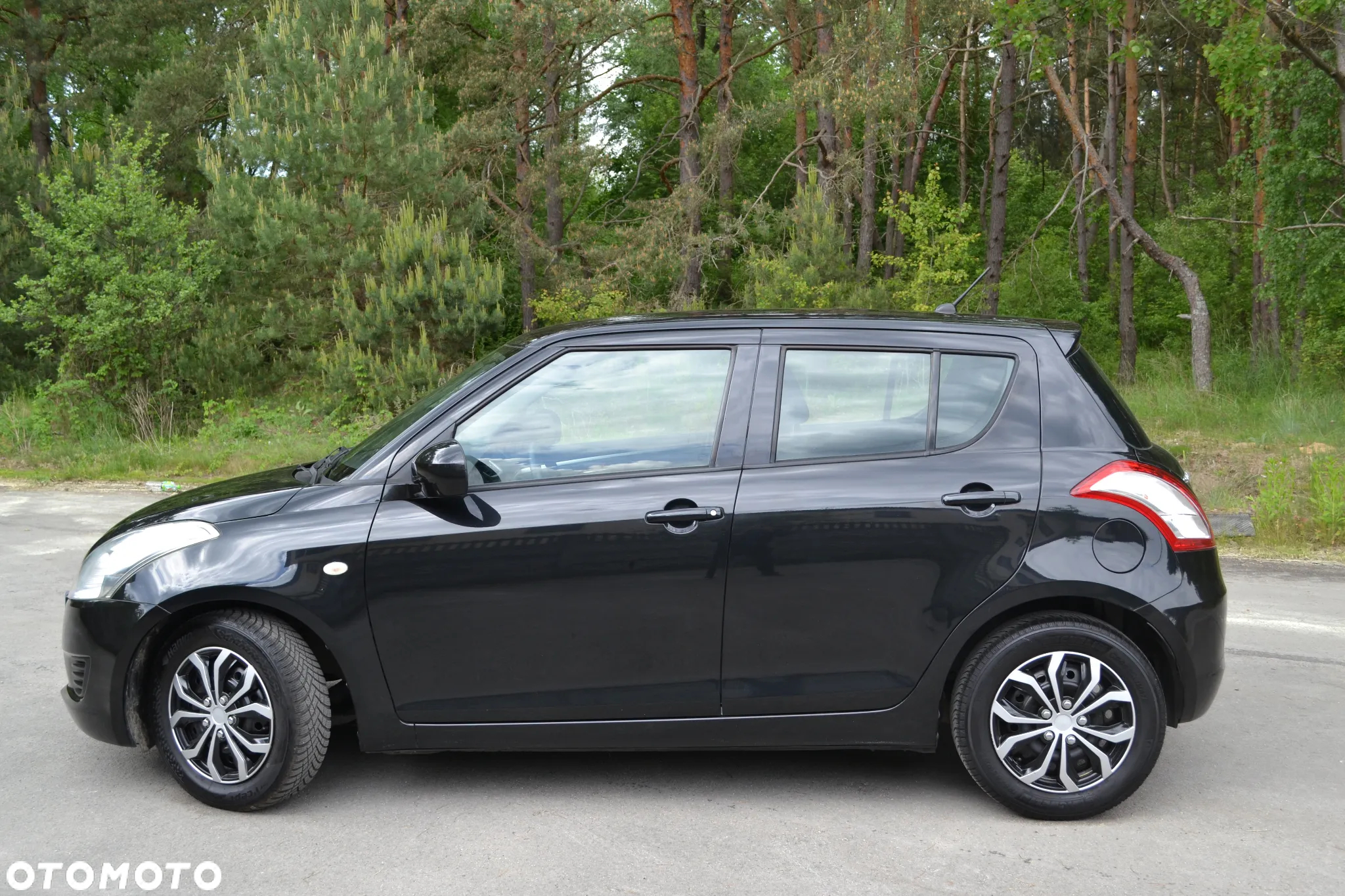 Suzuki Swift - 3