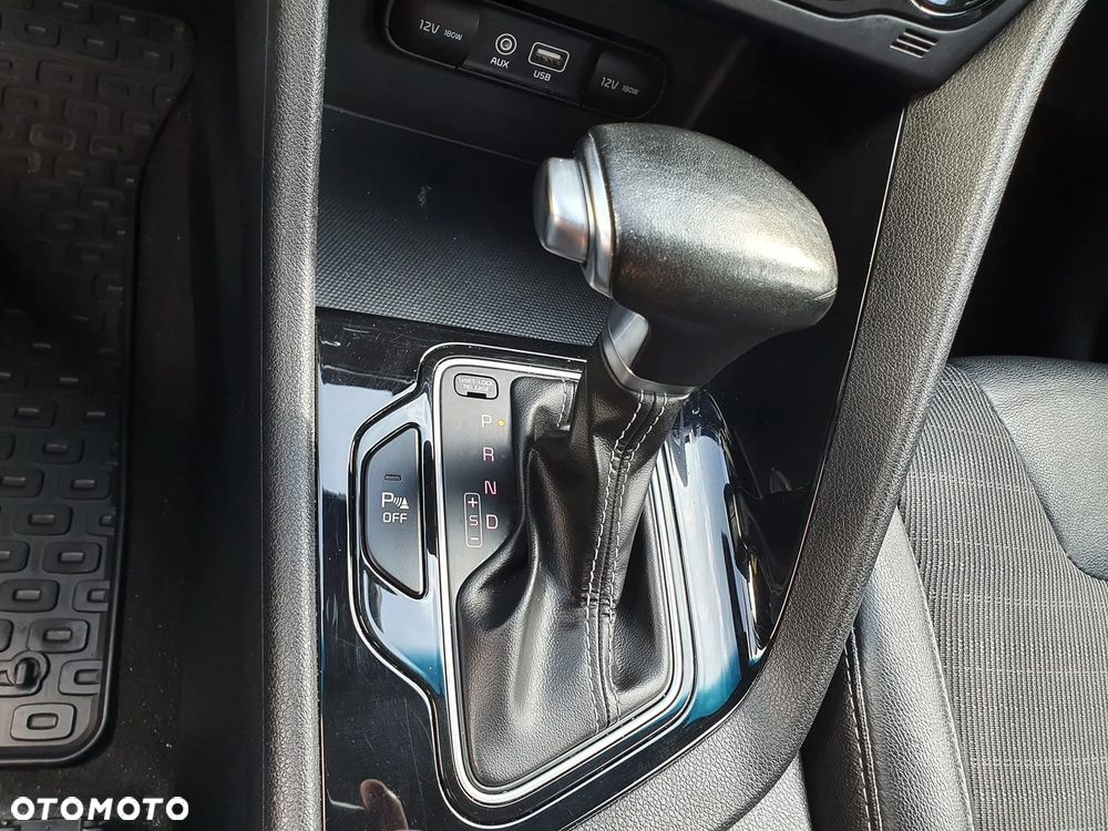 Kia Niro 1.6 GDI Hybrid L - 23