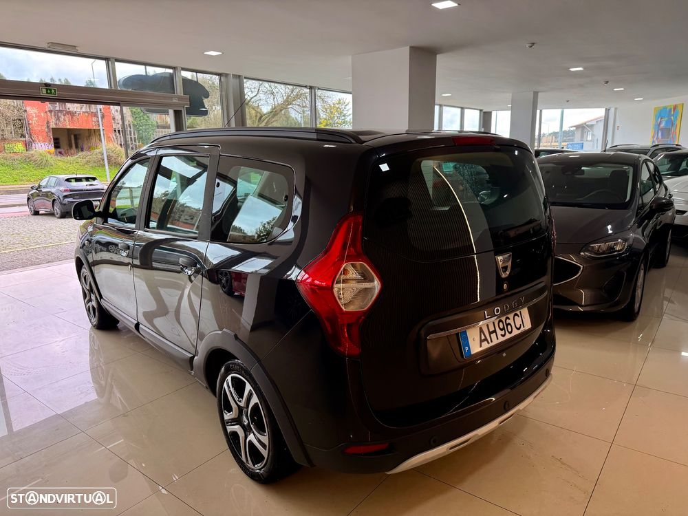 Dacia Lodgy 1.3 TCe Stepway 7L - 8