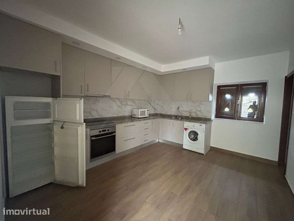 Casa para arrendamento em Cossourado - Grande imagem: 5/23