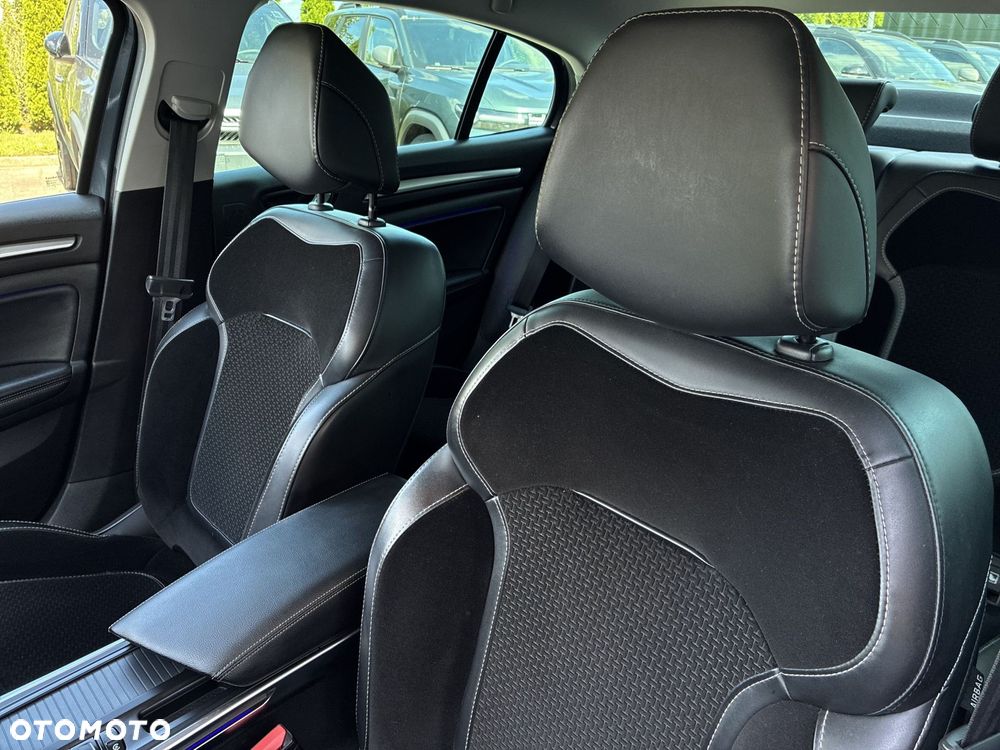 Renault Megane 1.3 TCe FAP Intens - 12