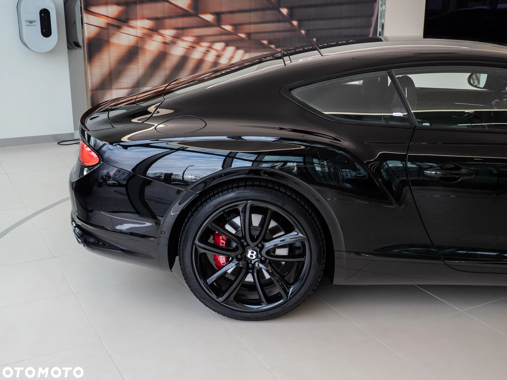Bentley Continental GT New Convertible V8 Azure - 8