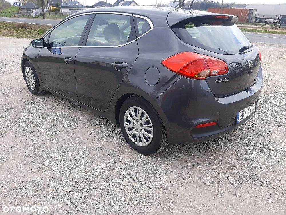Kia Ceed 1.6 GDI Platinum Edition - 12
