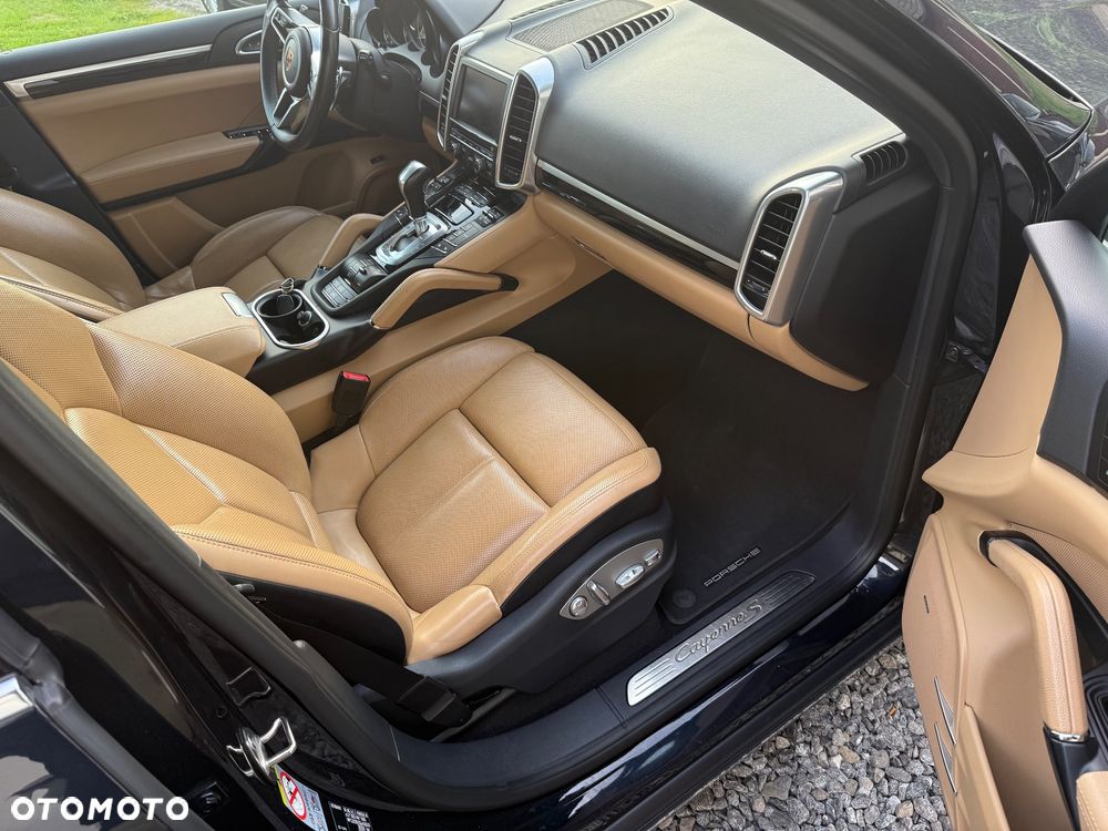 Porsche Cayenne - 11