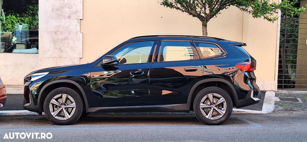 BMW X1 sDrive18i AT - 1
