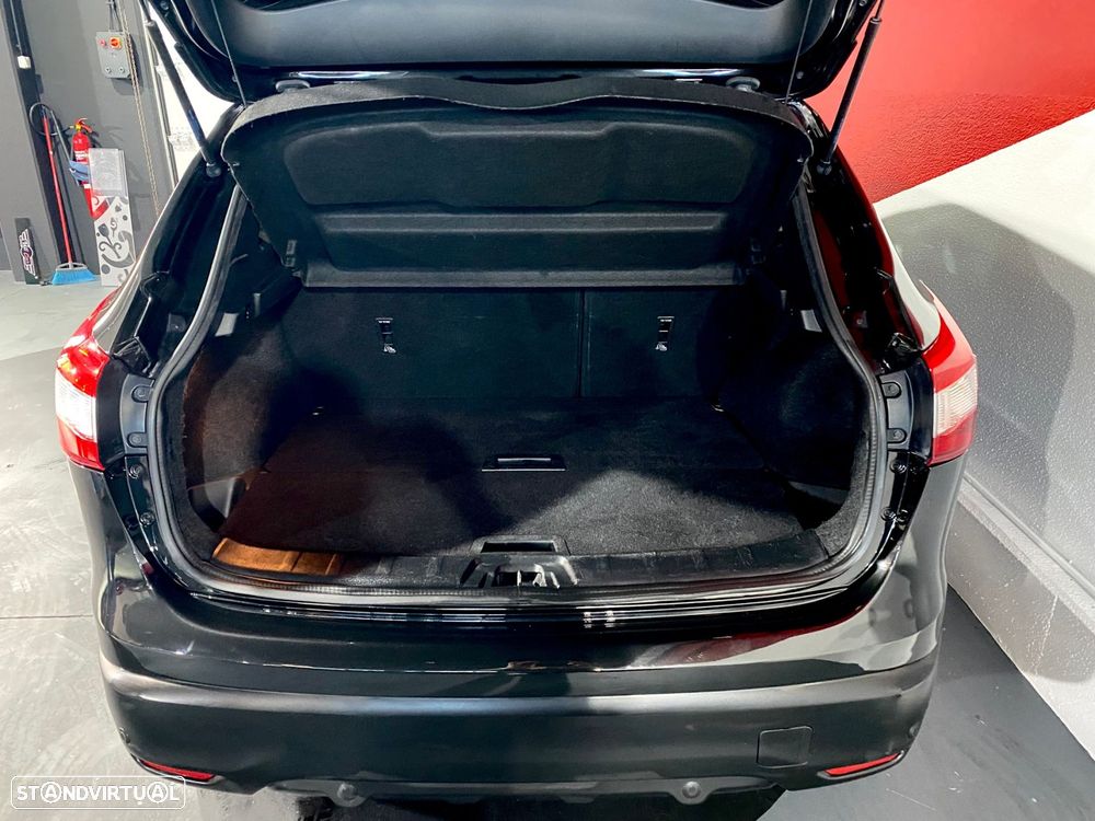 Nissan Qashqai 1.5 dCi Tekna Premium S Alcantara - 51