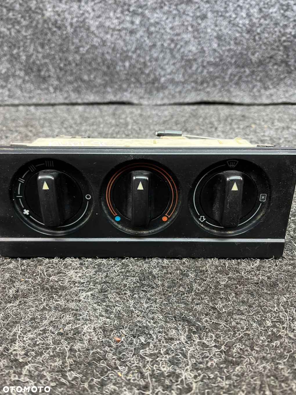 panel nawiewu audi 90 - 3