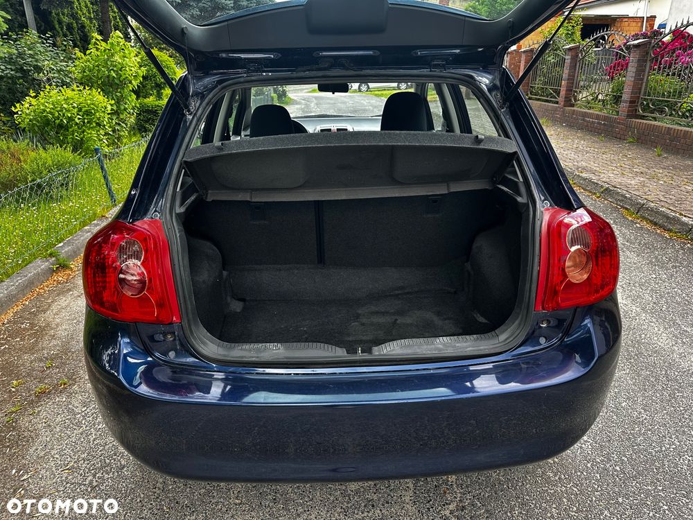 Toyota Auris 1.4 VVT-i Sol - 10