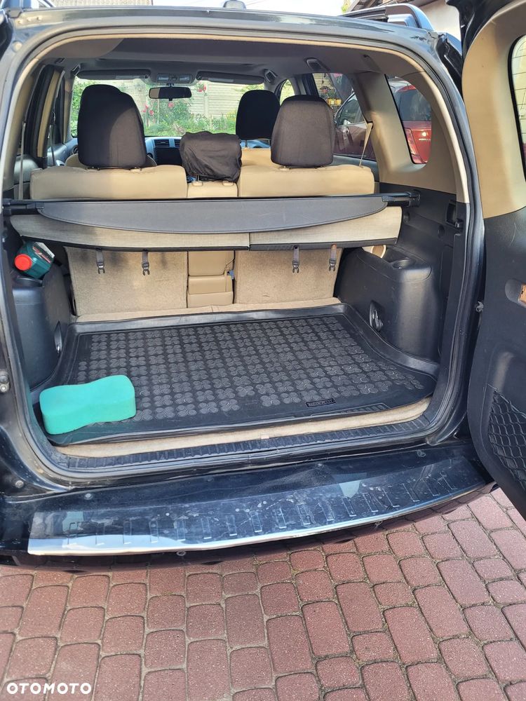 Toyota RAV4 - 8