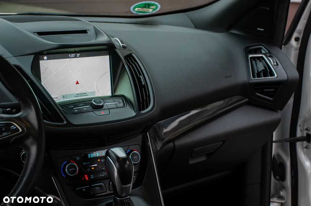 Ford Kuga 1.5 EcoBoost 4x4 Titanium - 11