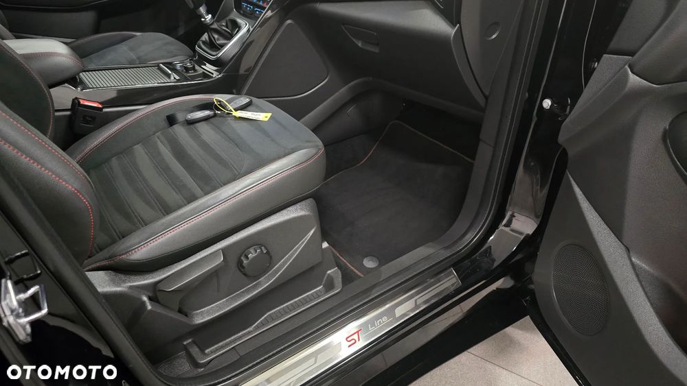 Ford Kuga 1.5 EcoBoost FWD ST-Line - 8