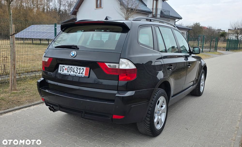 BMW X3 xDrive25i - 11