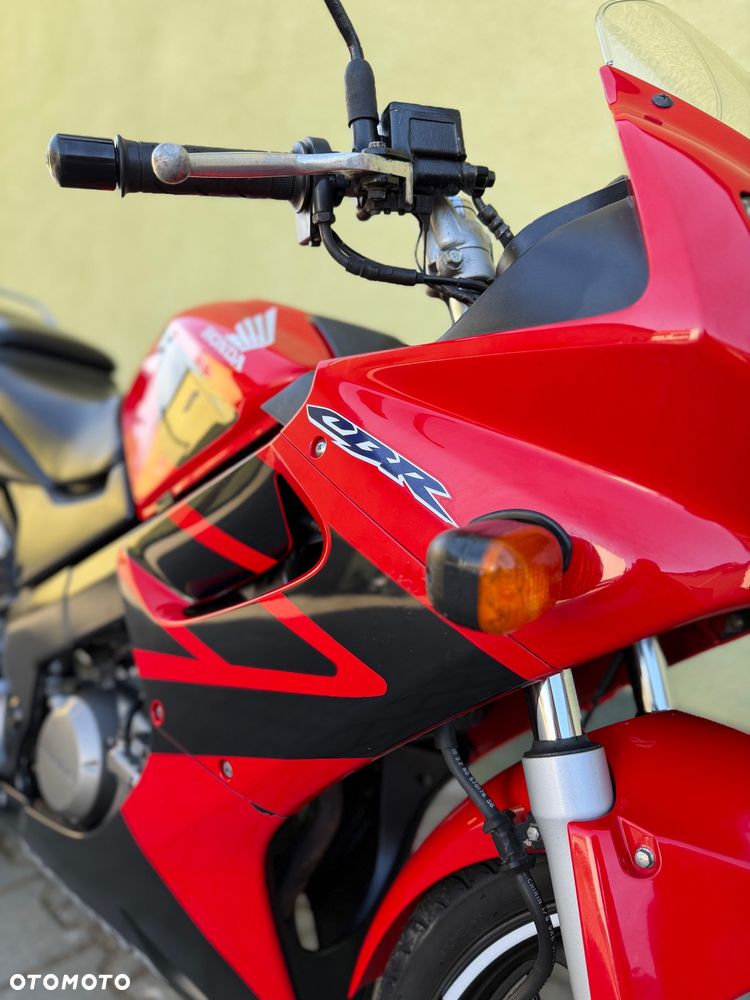 Honda CBR - 4