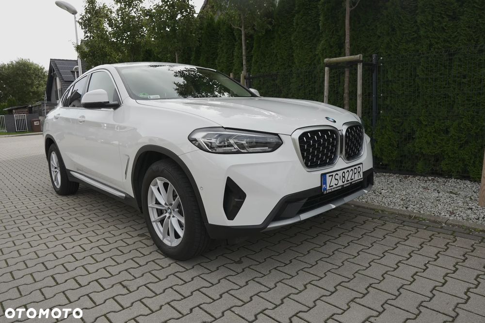 BMW X4 xDrive20i sport - 3