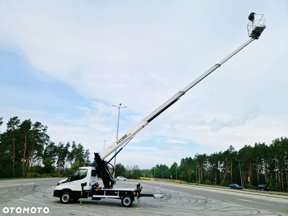 Iveco DAILY - 23