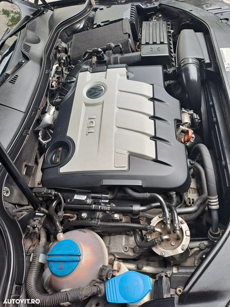 Volkswagen Passat 2.0TDI Sportline DPF DSG - 8