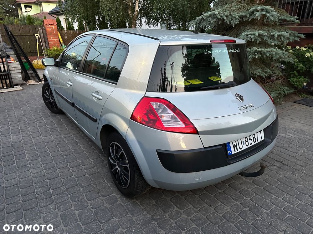 Renault Megane - 11