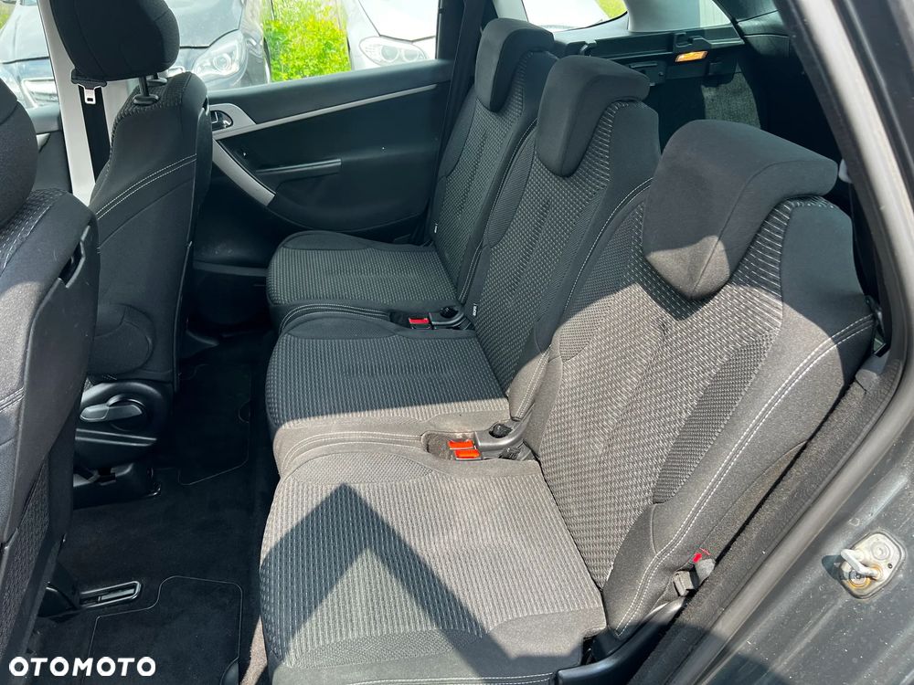 Citroën C4 Picasso 1.6 HDi Attraction - 29