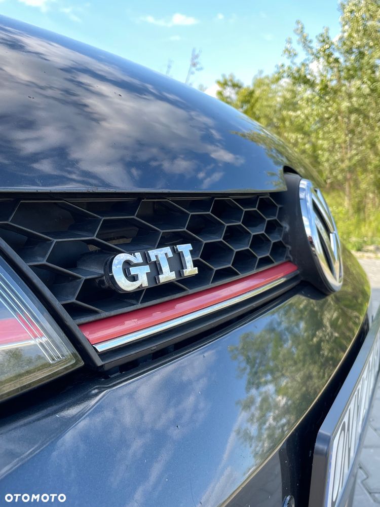 Volkswagen Golf - 19