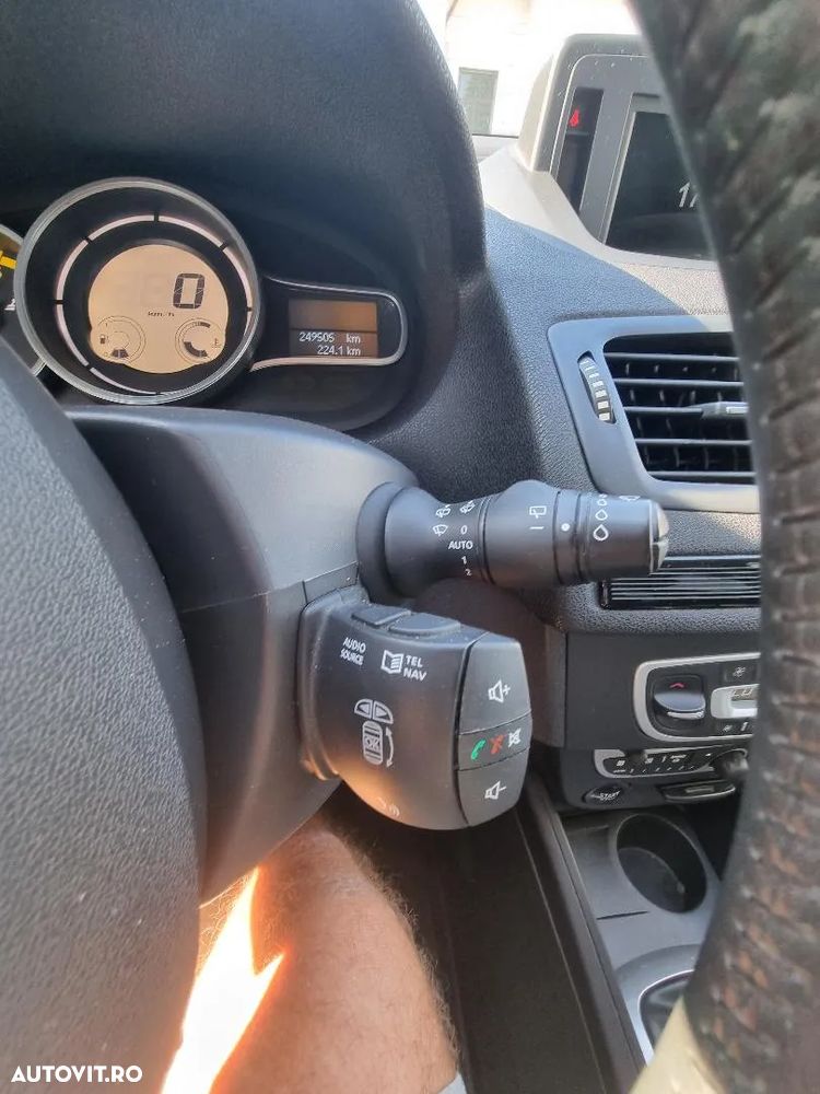 Renault Megane - 19