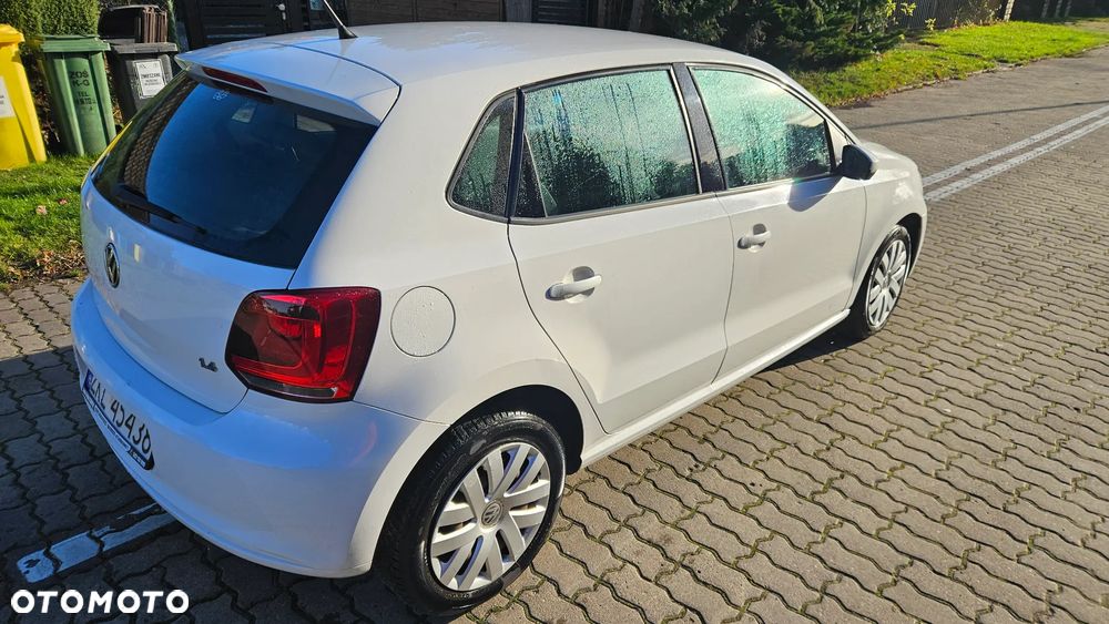 Volkswagen Polo 1.4 16V Trendline - 8