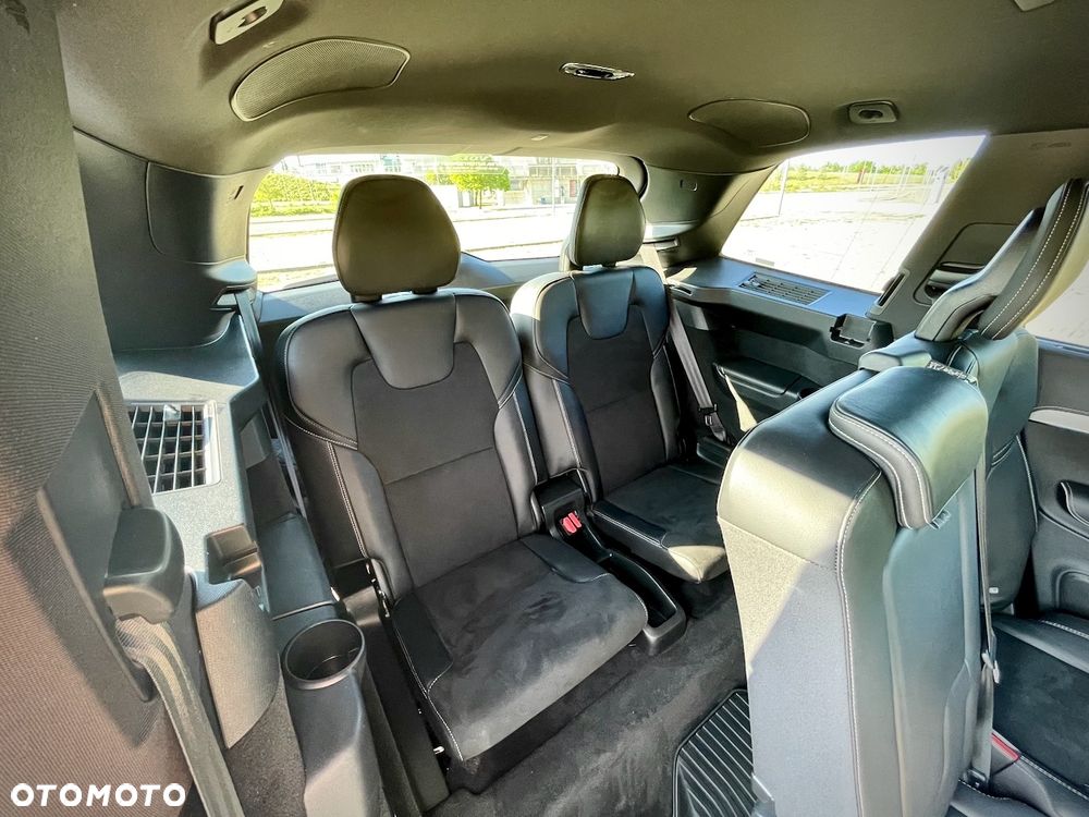 Volvo XC 90 B5 D AWD R-Design 7os - 17