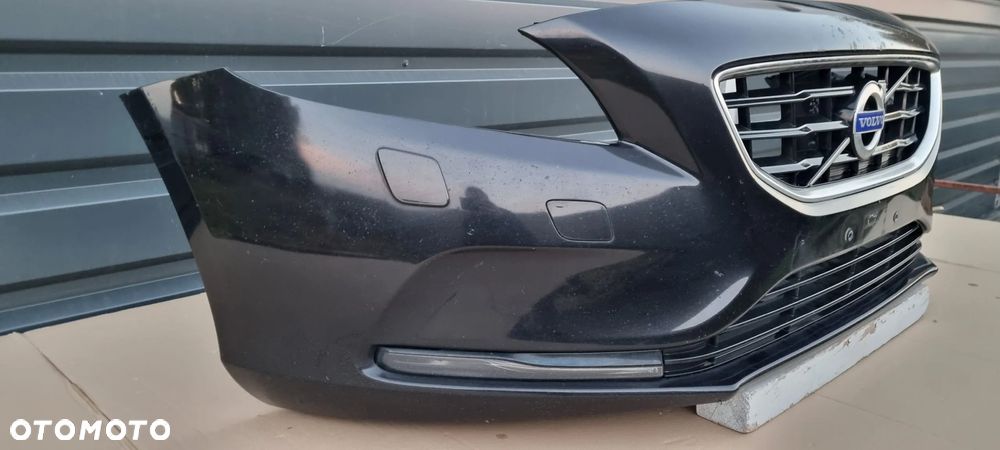 VOLVO V40 II 2012- Zderzak przód oryginał MC054 - 5