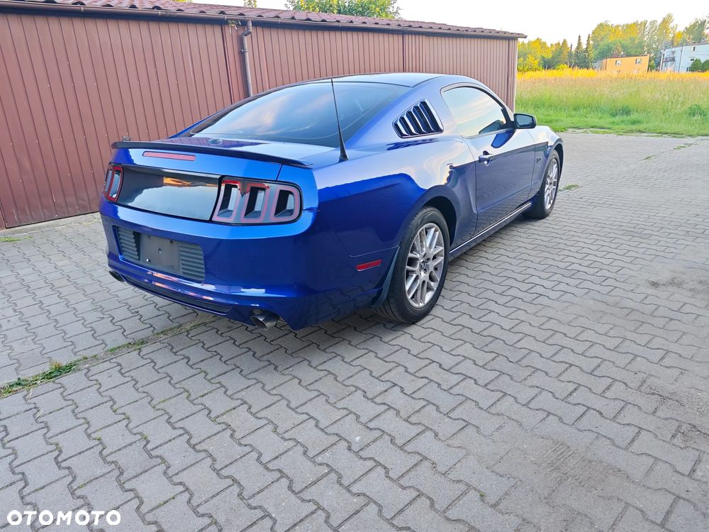Ford Mustang 3.7 V6 - 1