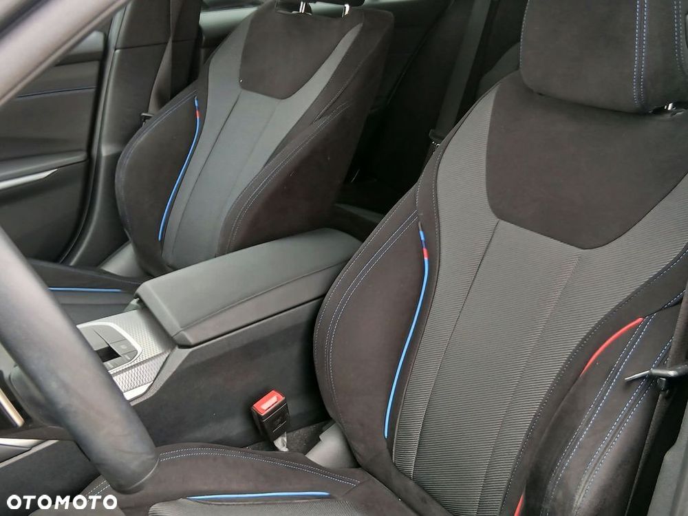 BMW Seria 3 318d mHEV M Sport - 18