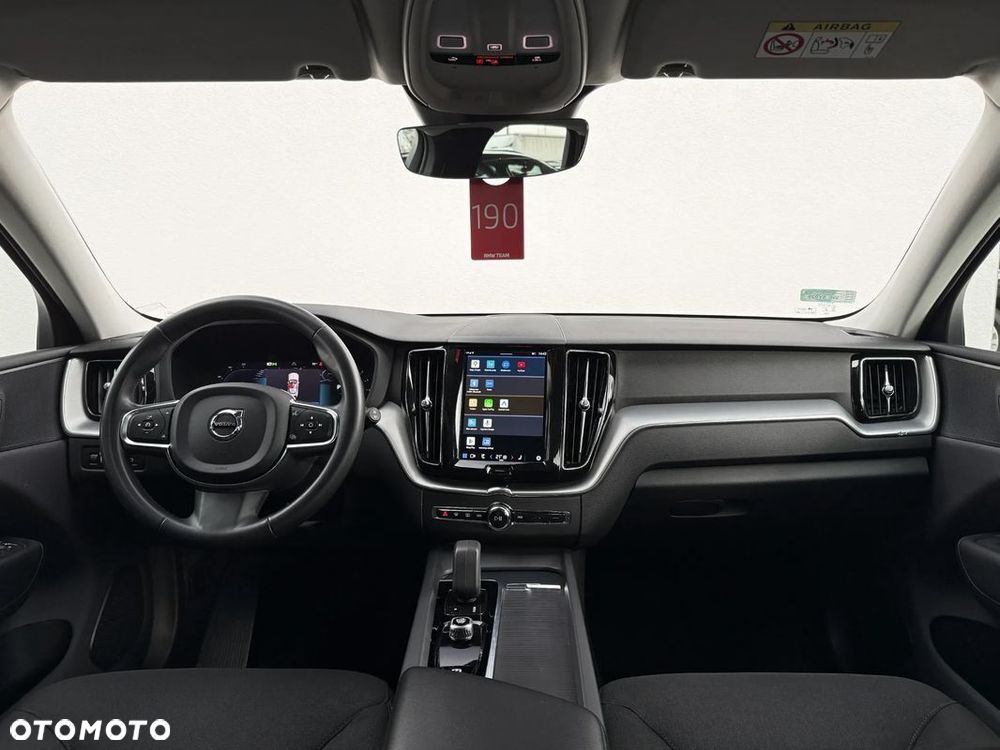 Volvo XC 60 B4 B Momentum Pro - 23
