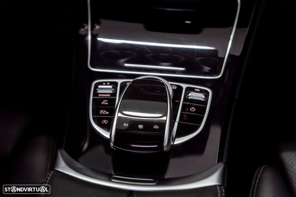 Mercedes-Benz C 220 d AMG Line - 19