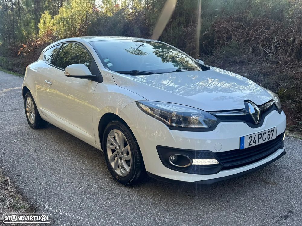 Renault MEGANE COUPE - 1