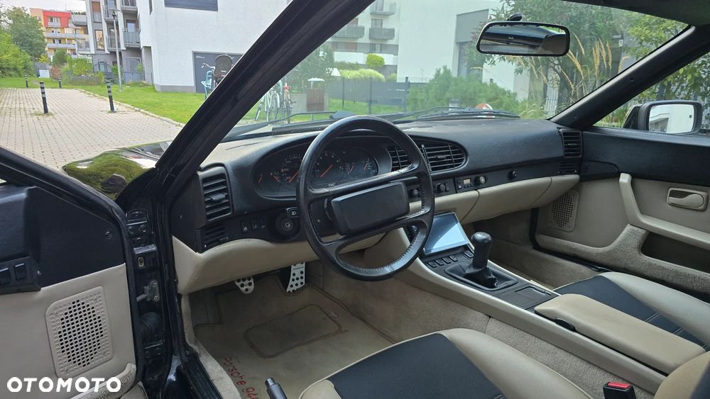 Porsche 944 - 9