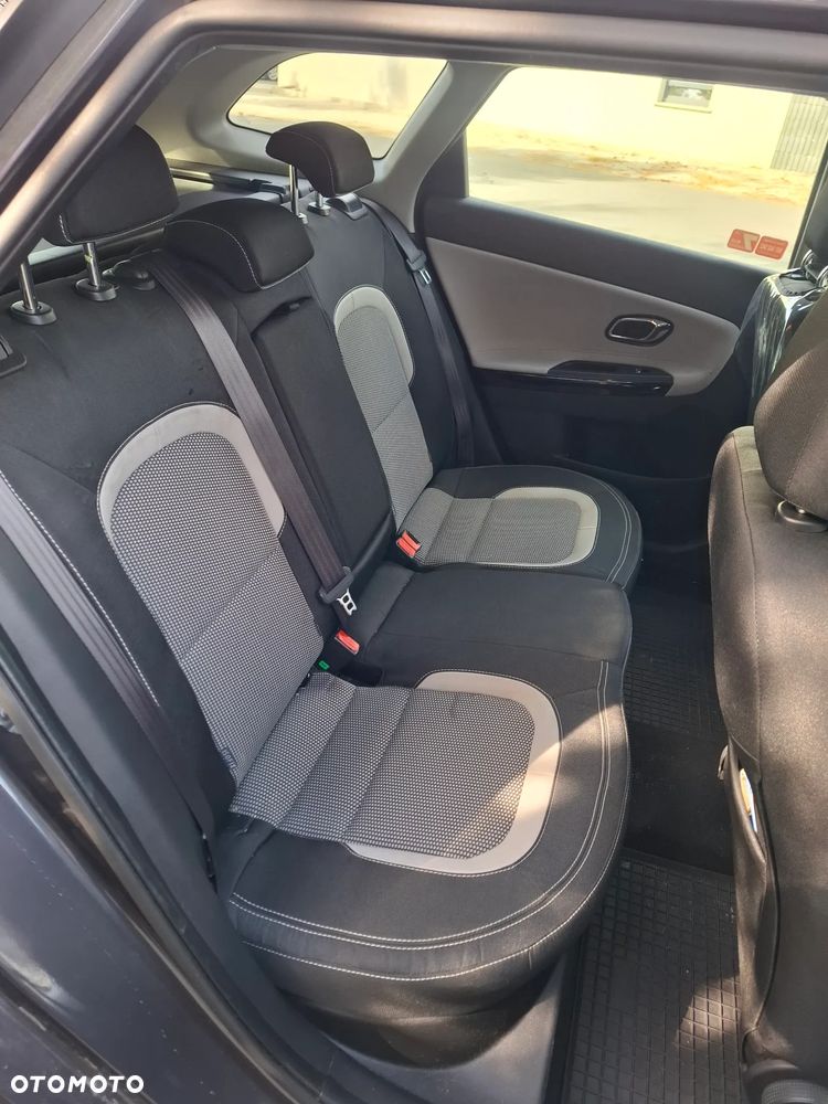 Kia Ceed - 5