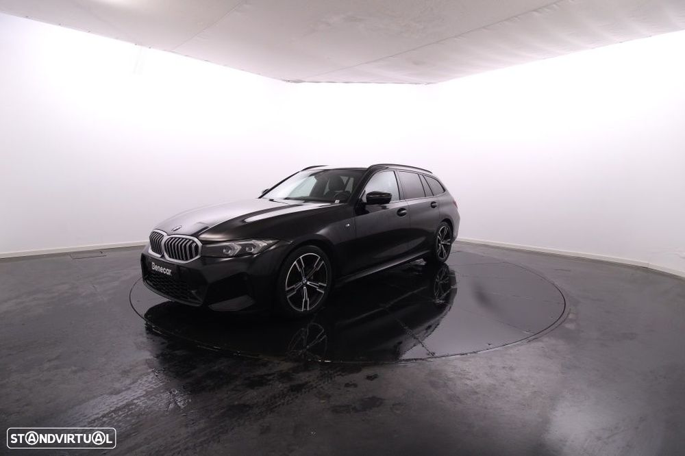 BMW 320 d Touring Pack Desportivo M Auto - 1