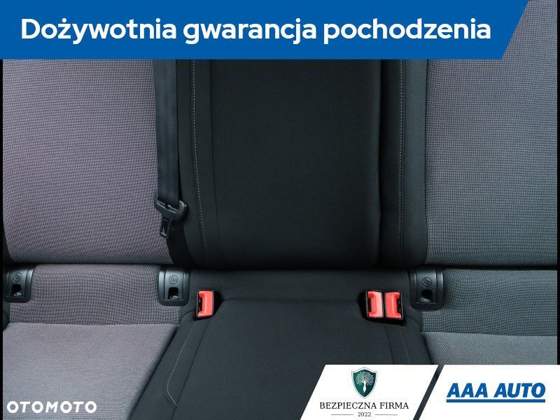 Volkswagen Golf - 11