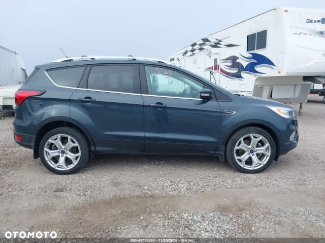 Ford Escape 2.0 EcoBoost AWD Titanium - 5