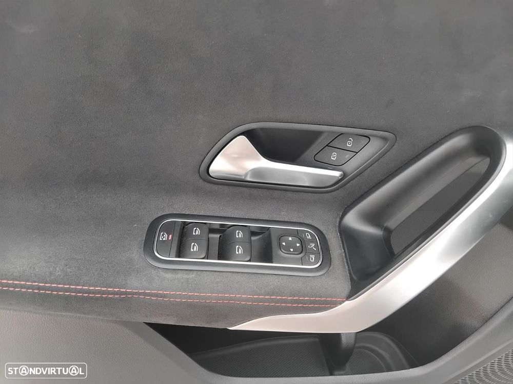 Mercedes-Benz A 160 AMG Line - 8