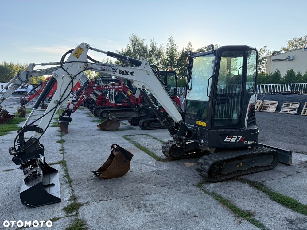 Bobcat Minikoparka E27z - 6