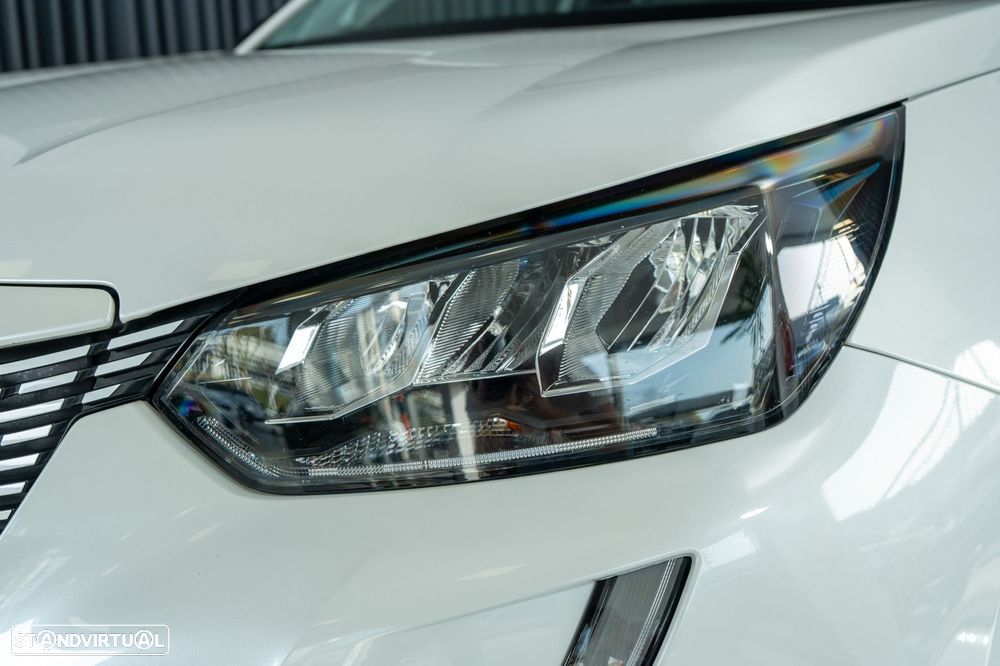 Peugeot e-2008 50 kWh Active - 30