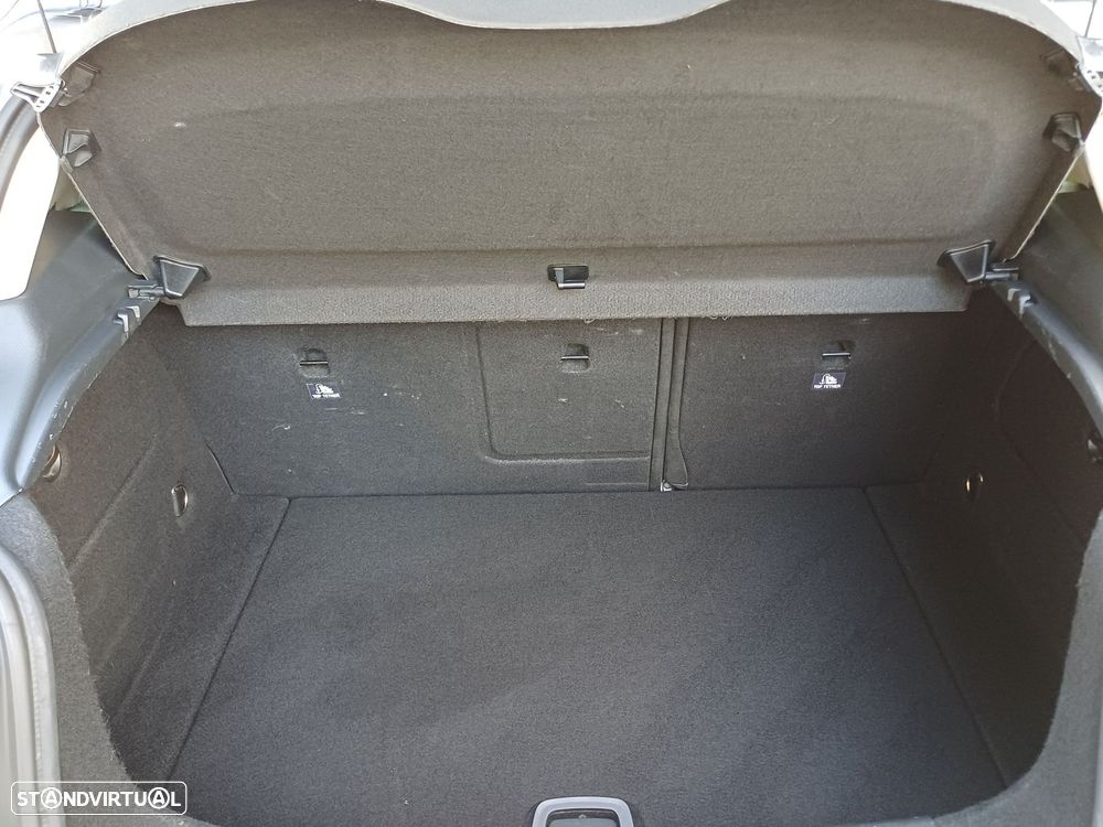 Mercedes-Benz A 180 d Urban - 15