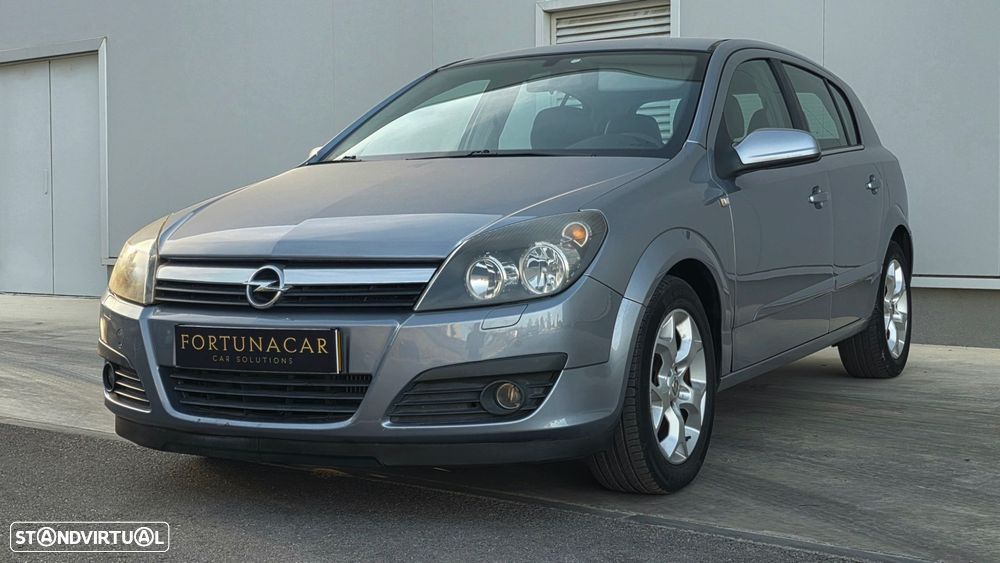Opel Astra 1.3 CDTI Enjoy EcoFLEX - 1