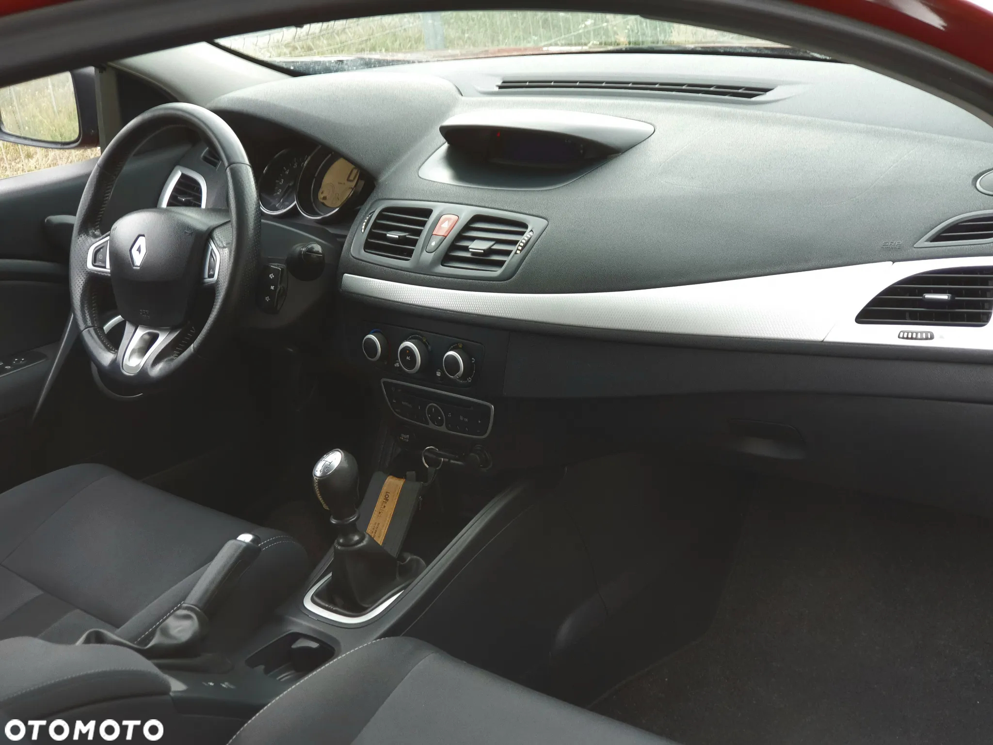 Renault Megane Coupe TCe 130 Bose Edition - 5
