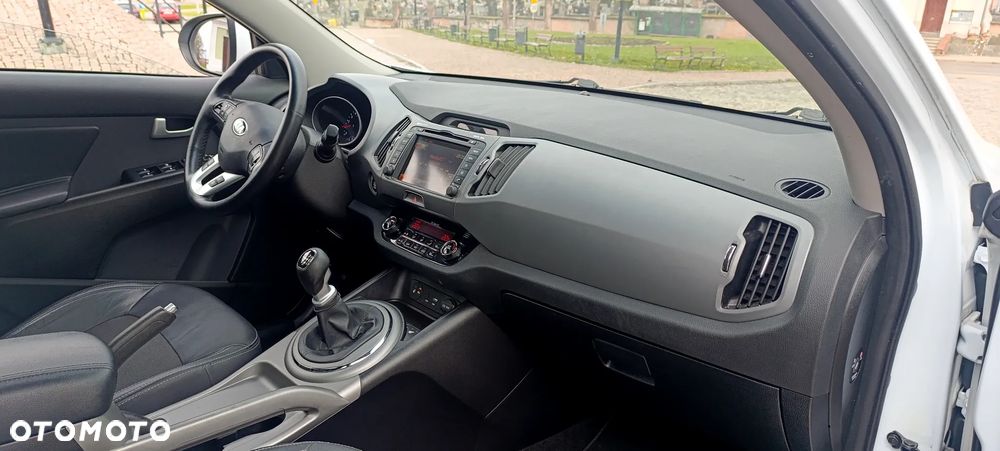 Kia Sportage 2.0 CRDI 2WD Spirit - 11