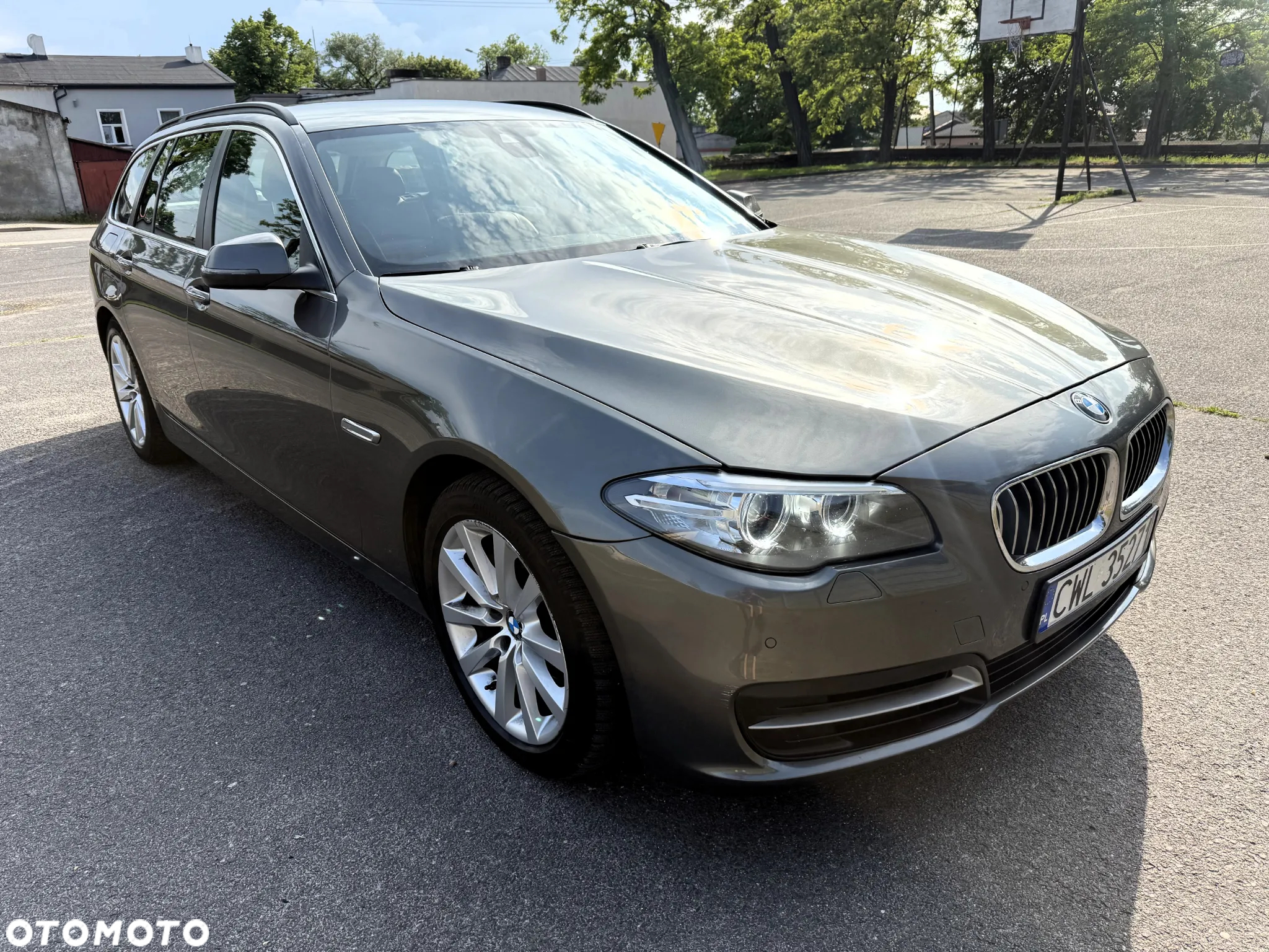 BMW Seria 5 520d Touring Luxury Line - 4